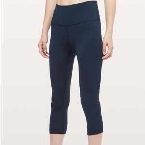 Lulu Wunder Under Crop HiRise Full-On Luxtreme 21’